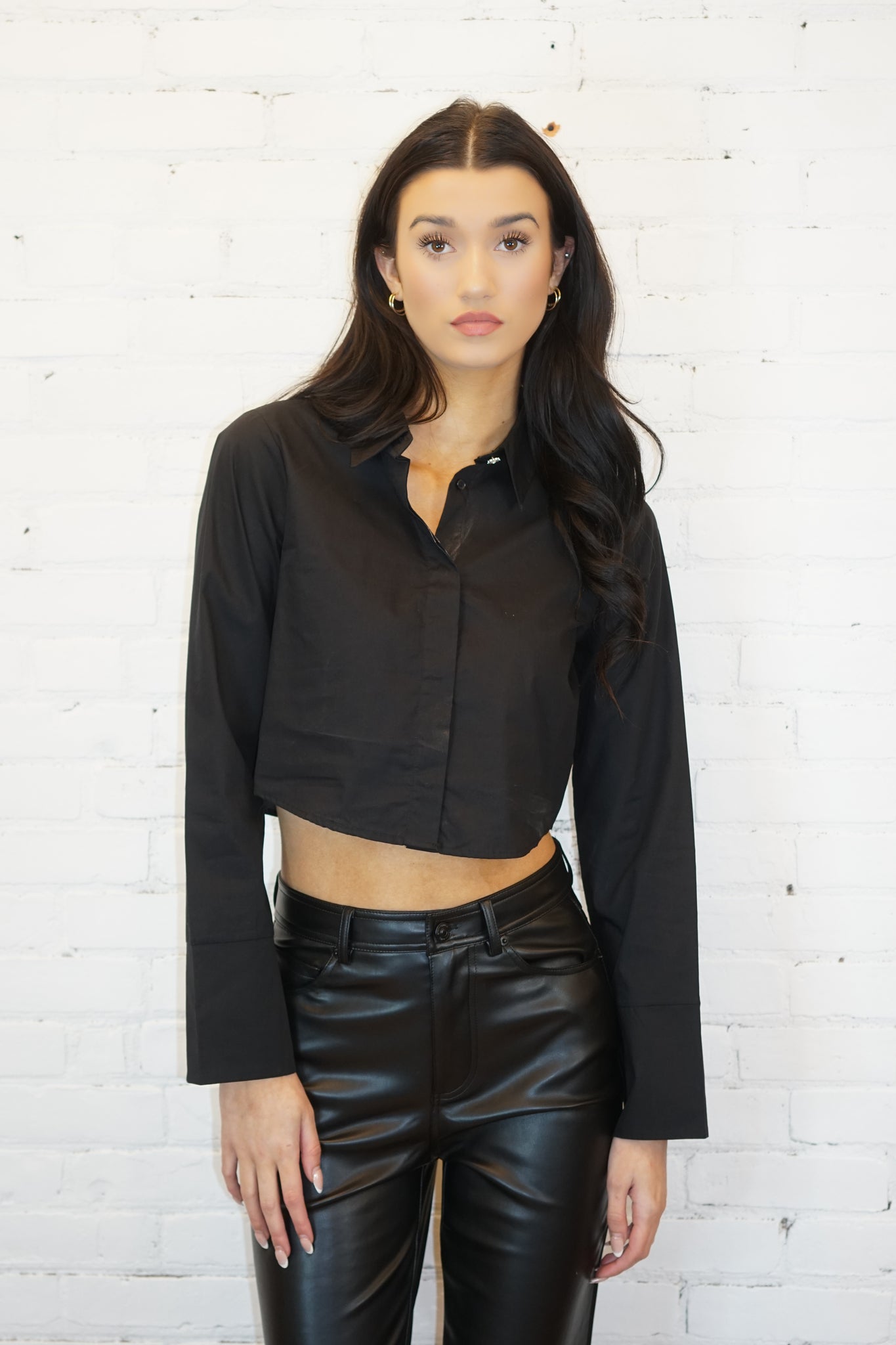 Cropped Button Up Shirt - Black - ONLY