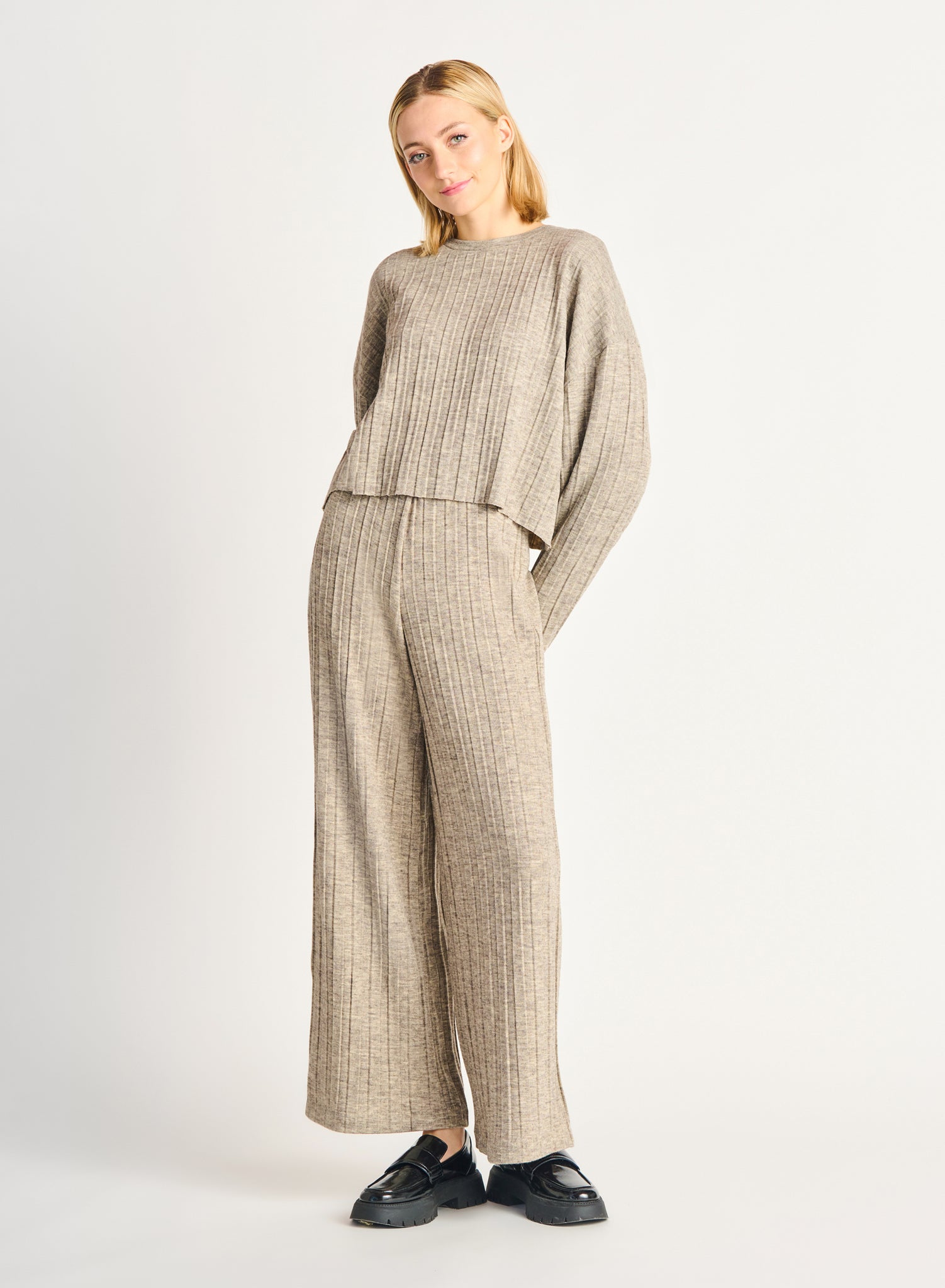 Wide Ribbed Sweater Top -Dex